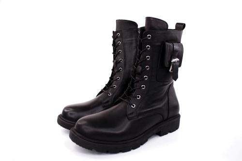 Andrea Conti Damen Schnürboots Täschchen Leder schwarz S22 1984808002 