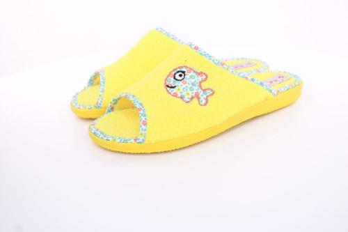 s`knöpfli Damen Pantolette Hausschuh Frottee Fisch- Motiv gelb S13 X27462 