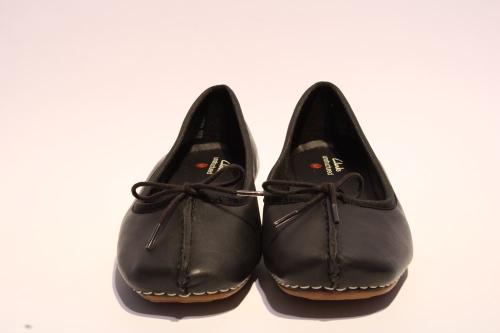 Clarks Freckle Ice Ballerina schwarz 20352929 