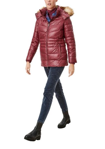 s.Oliver Pufferjacke mit Kapuze rot S21 2104577 46 | 4909 purple | 