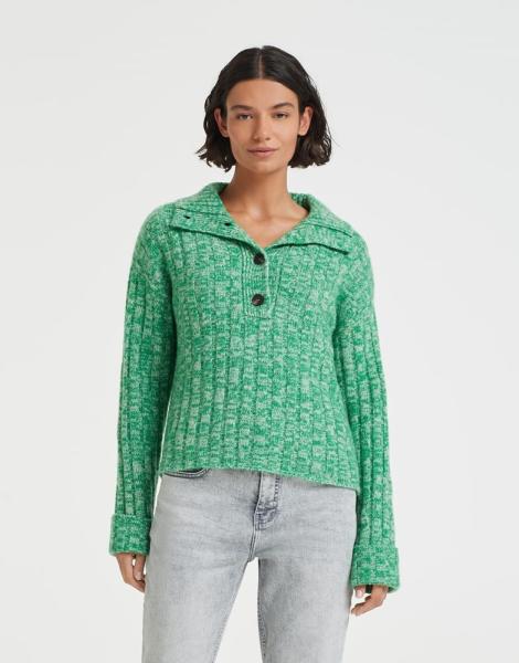 OPUS Strickpullover Pouline Troyerkragen Knopfleisteb grün S22  10132911011146 