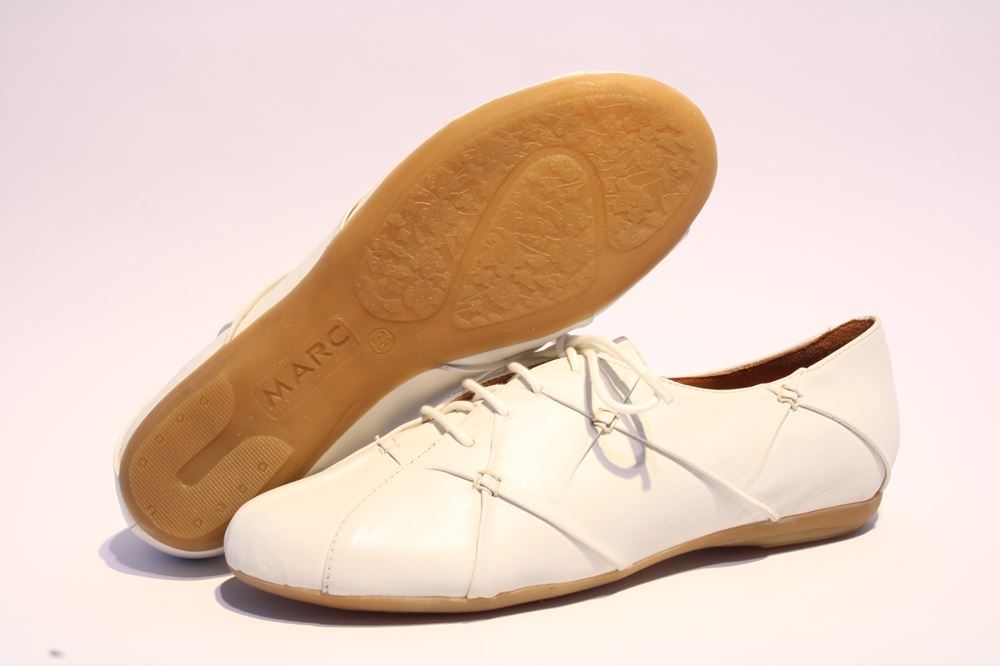 852003 42 | 01160 white | 