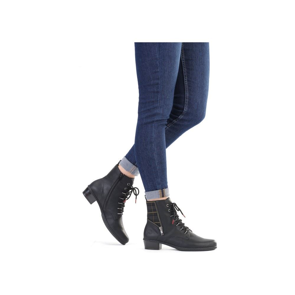 Rieker  Antistress Damen Stiefelette Zierreißverschluss Karomuster schwarz S22 Y0700-01 41 | schwarz/schwarz | F