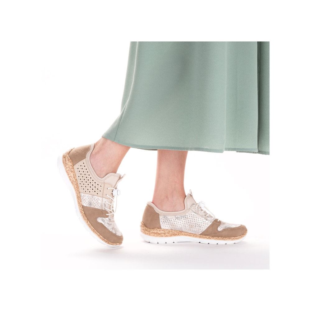 Rieker Antistress Damen Slipper Sneaker Schnellschnürung Lochmuster beige S13 N4255-60 