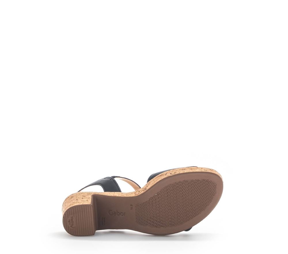 Gabor Plateau Sandale schwarz S13 24.764.27 
