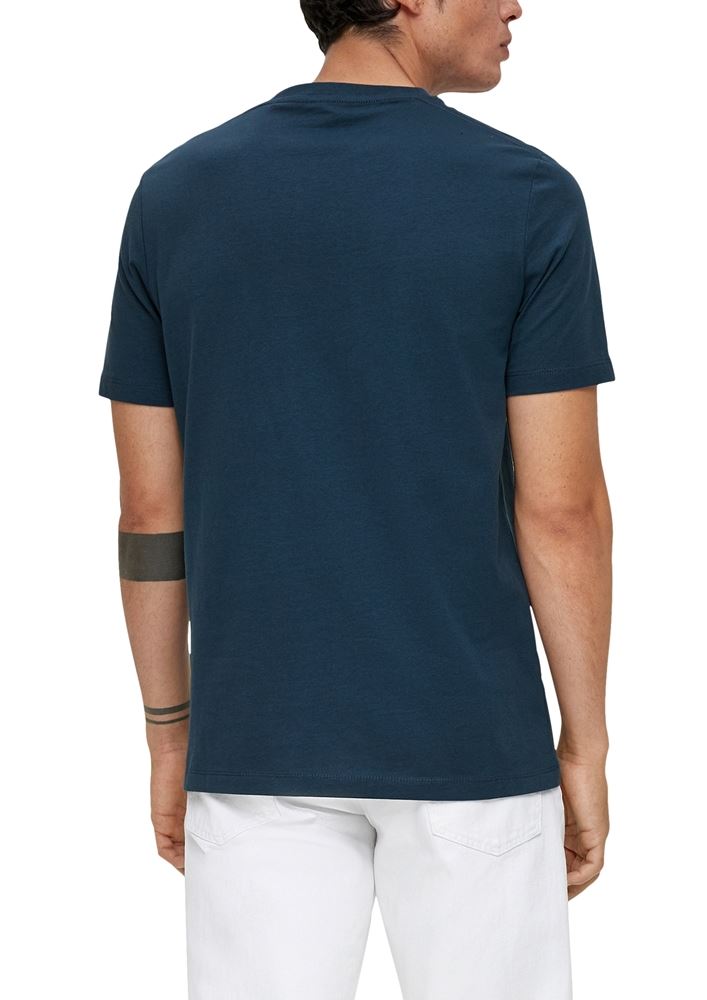 s.Oliver Herren T-Shirt mit Frontprint S13 weiß, rot, blau S13  2131369 