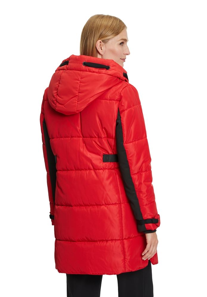 Betty Barclay Outdoorjacke Kapuze rot und schwarz S22 73031544 42 | 9045 Black | 