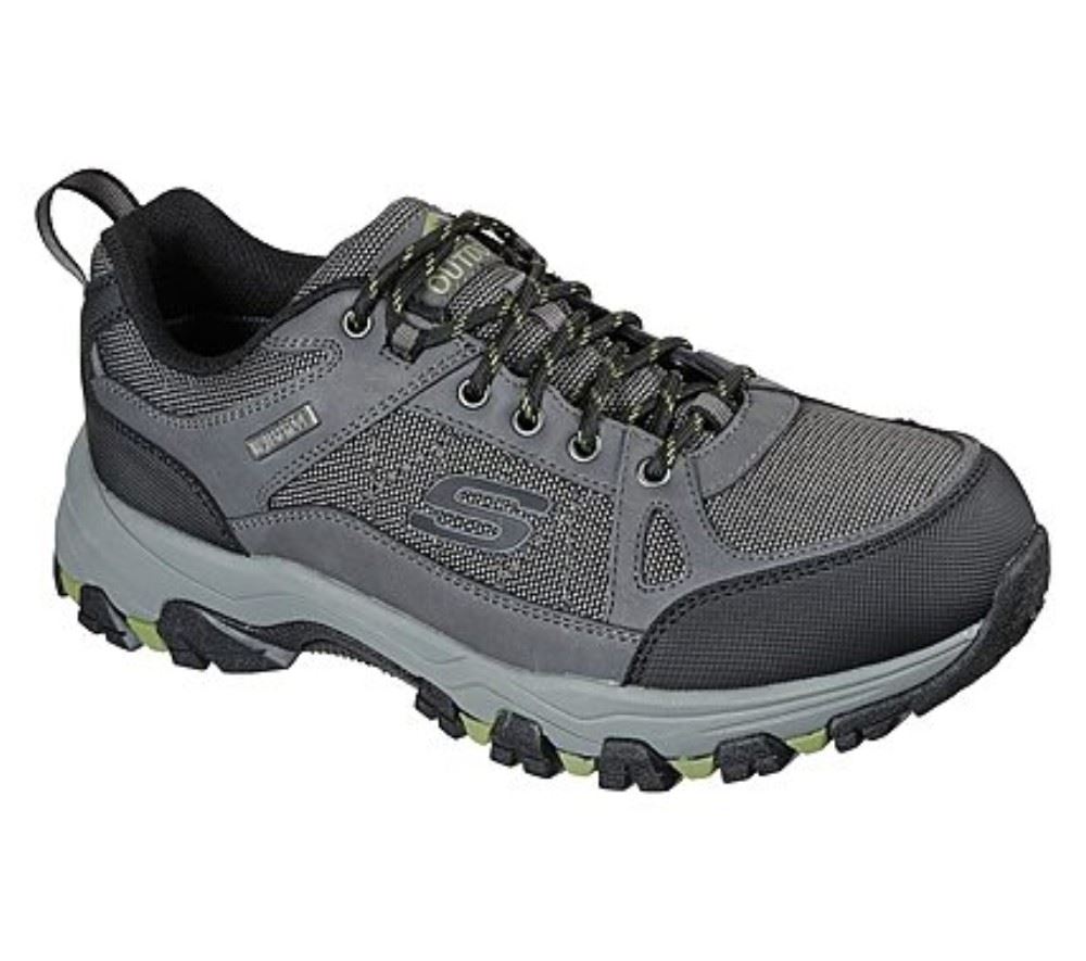 Skechers Relaxed Fit Selmen- Cormack Herren Outdoor-Sneaker Waterproof  braun, grau S22 204427 44 | DKTP | 