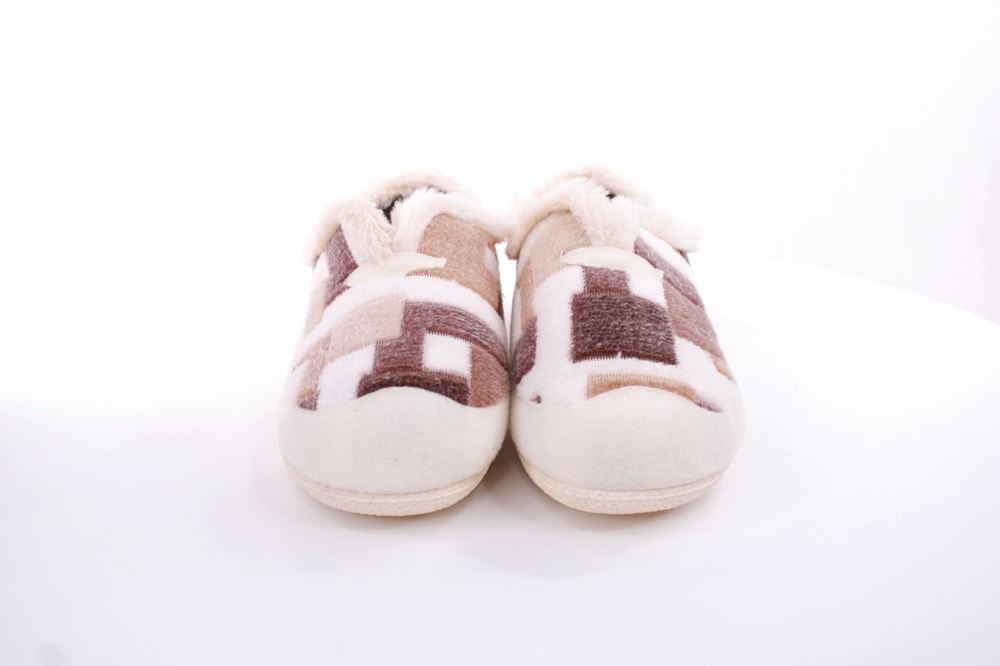s`knöpfli Damen Hausschuh geschlossen weiß S22 L27995 38 | crudo marron | 