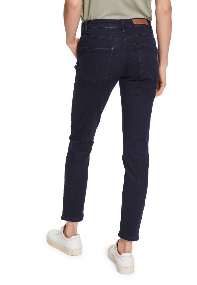 Betty Barclay Jeans Modern Fit dunkelblau 65761802 40 | 9620 Black/Blac | 