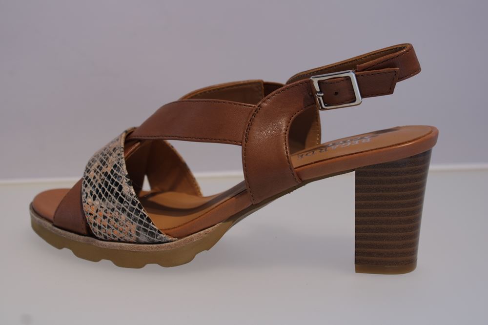 Regarde Le Ciel Sandalette braun CARMEN-02 
