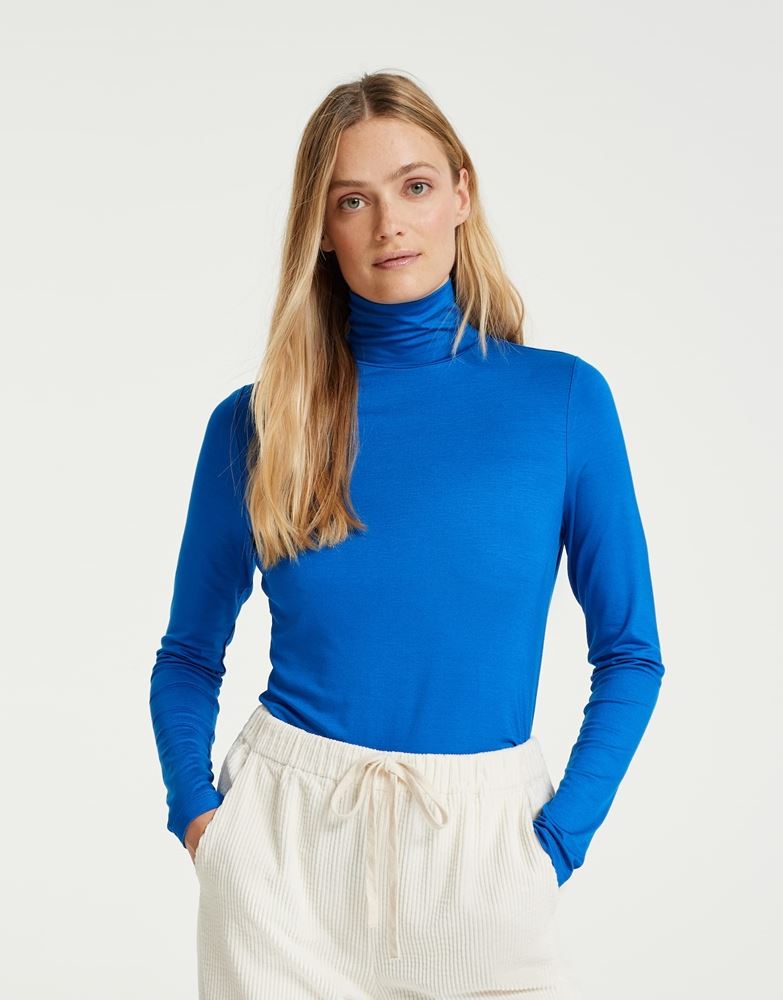OPUS Sariette Rollkragenshirt blau und milk S22 10111810862100 44 | 30011 vibrant g | 