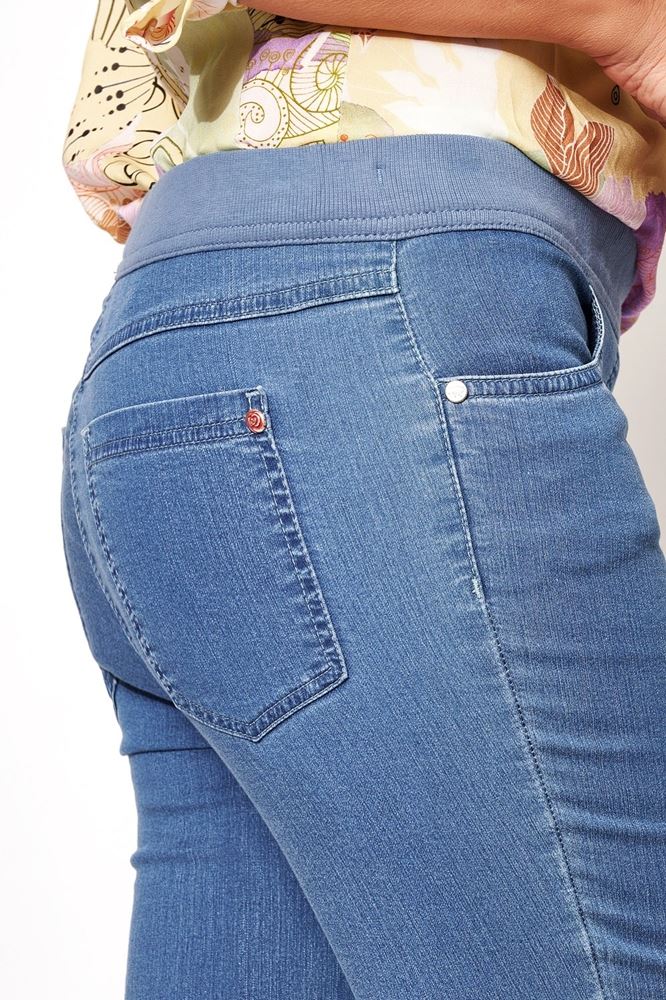 Toni Relaxed by Toni My Darling Capri bleached denim hellblau  S11 20-07/2811-24 48 | bleached denim | 