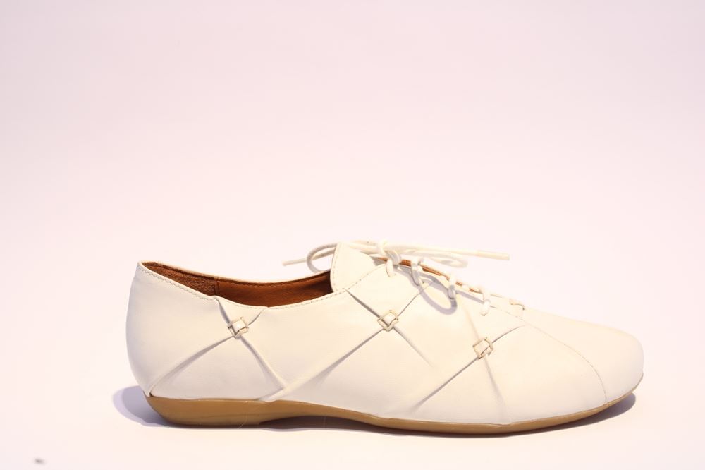 852003 42 | 01160 white | 