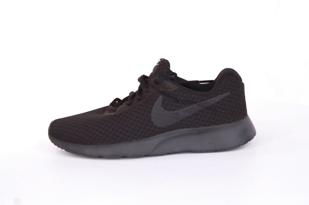 NIKE 812655 002  WMNS TANJUN Sneaker schwarz  