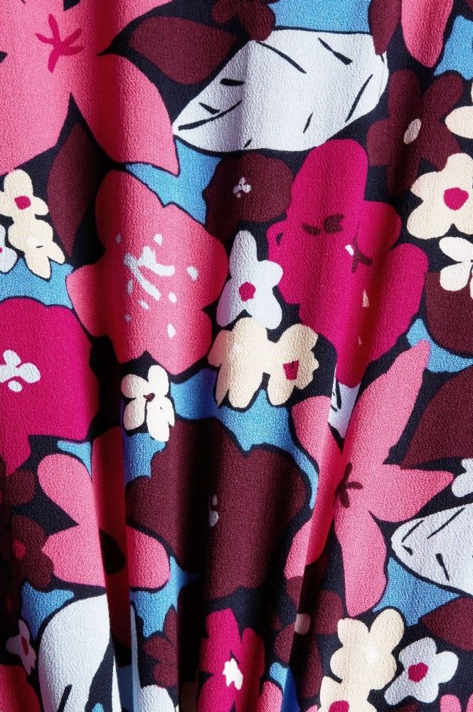 EDC Blusenkleid mit Blumen-Print; LENZING™ ECOVERO™ 032CC1E306 