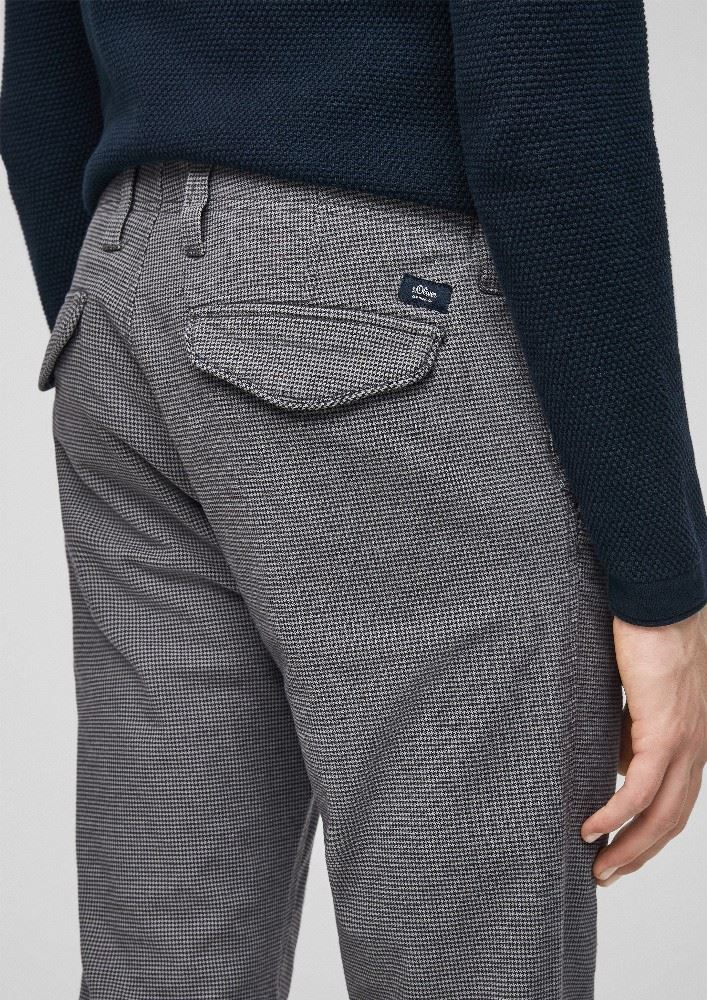 s.Oliver Hose Regular Fit mit Pepita Muster 2055872 