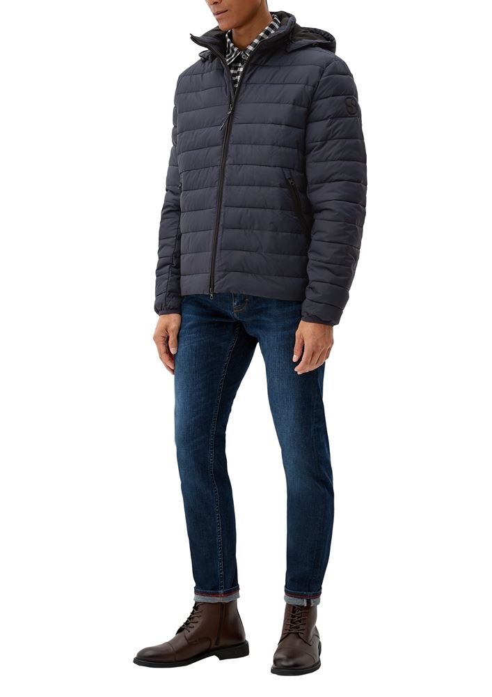 s.Oliver Herren Steppjacke Stehkragen Light- Down- Optik Zwei- Wege- Reißverschluss  S22 2115321 