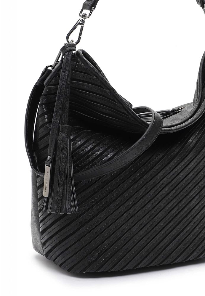 Tamaris Umhängetasche Beuteltasche Julina schwarz S22 32023,100 
