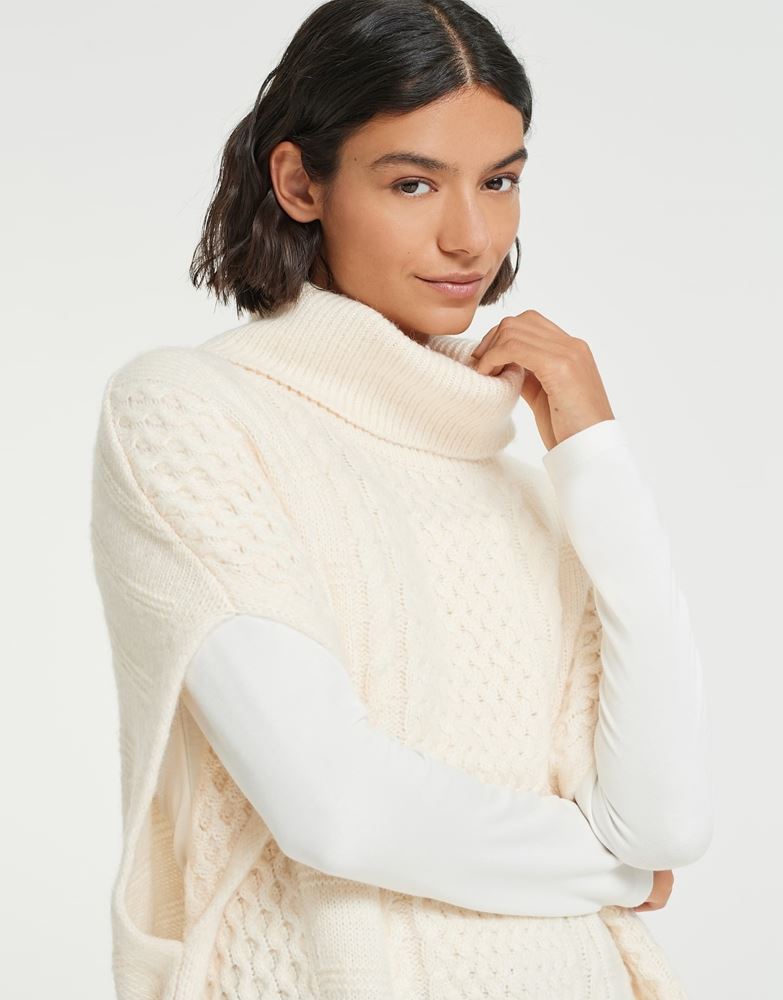 OPUS Abraidy cape Poncho Zopfmuster großer Kragen beige S22  1010985934100 