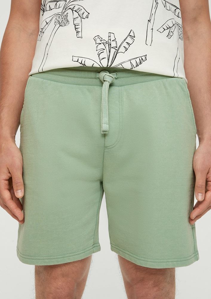 QS designed by Herren Sweatshorts aus Baumwolle grün S13  2131607 