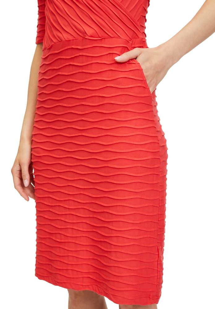 Betty Barclay Jerseykleid V- Ausschnitt Figurnah Eingrifftaschen rot S13 13841008 