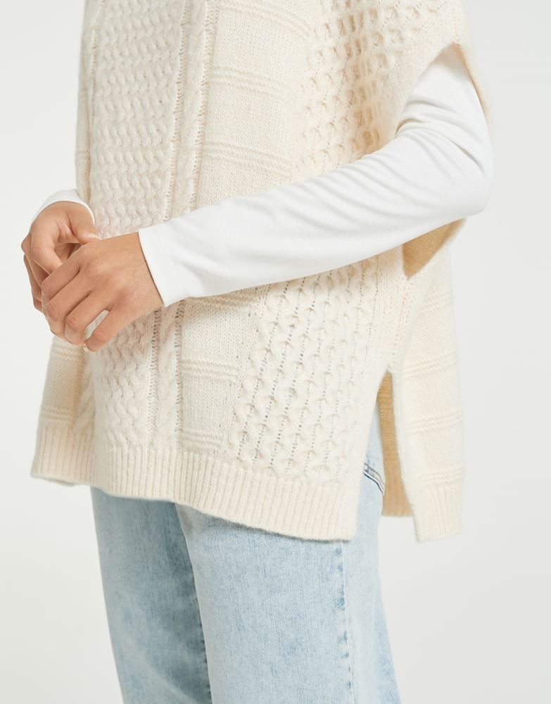 OPUS Abraidy cape Poncho Zopfmuster großer Kragen beige S22  1010985934100 