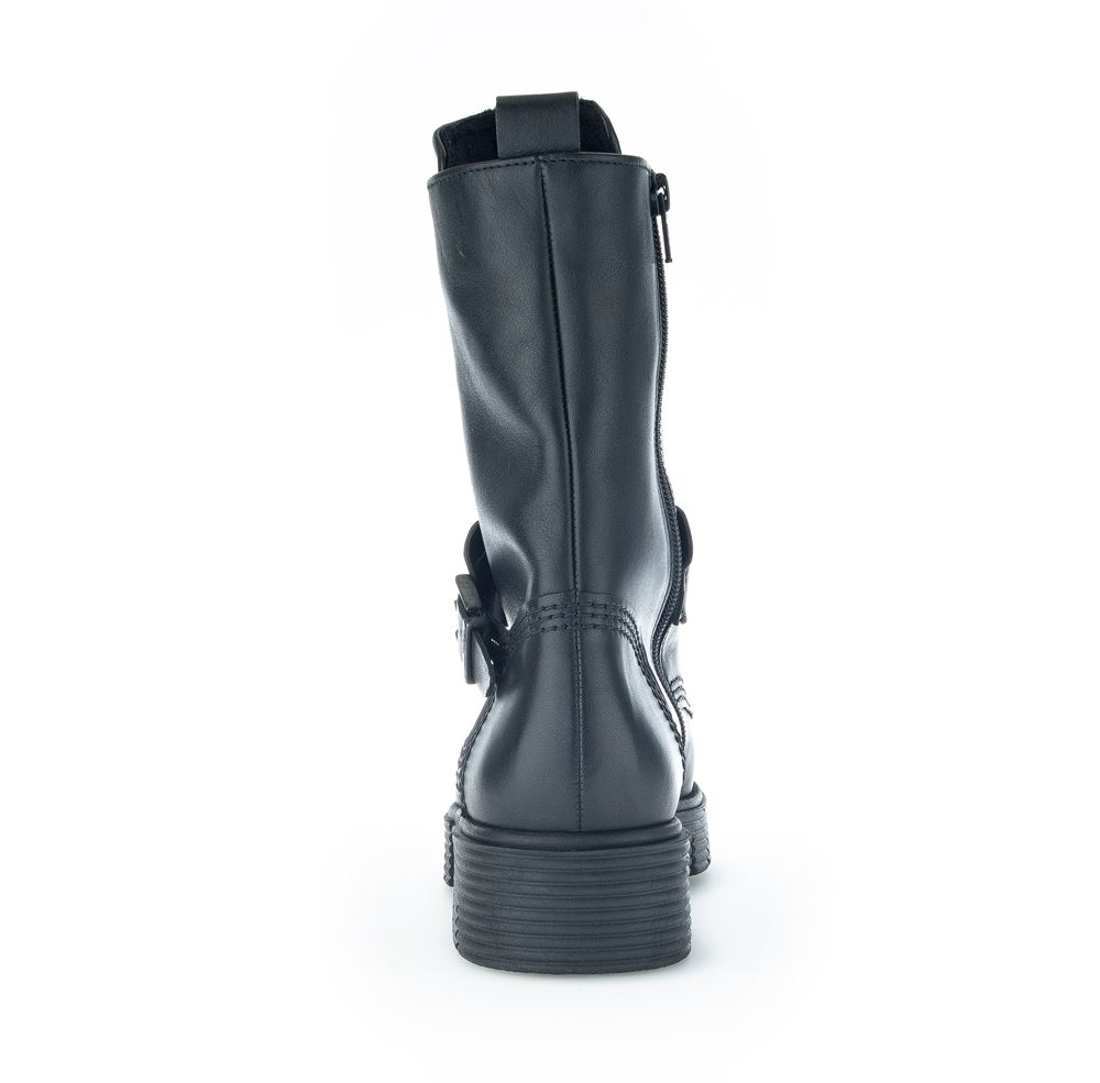 Gabor by Yvonne Catterfeld Bikerboot Leder Kettendetail Wechselfußbett Comfort- Mehrweite schwarz S22 92.743.57 5 | schwarz (Flau/c | H