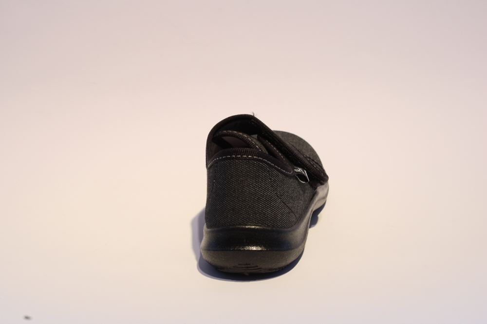 Beck Hausschuh Jungen Klettverschluss schwarz 550/02 33 | schwarz | 