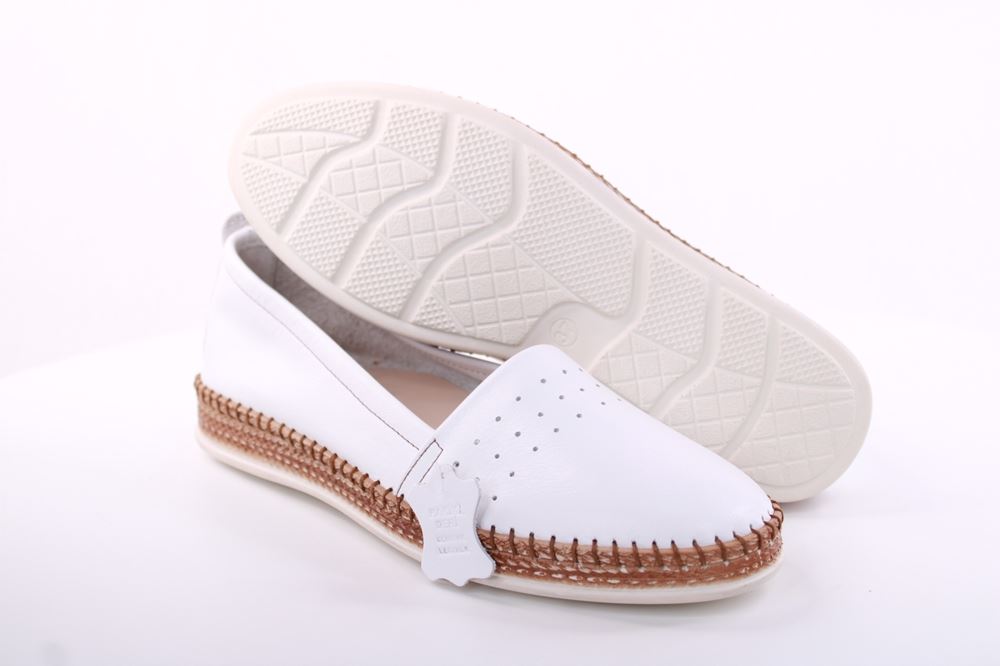 PETER ERIKSON Damen Slipper Loafer Leder Comfort- Fußbett weiß, blau S13 221591 