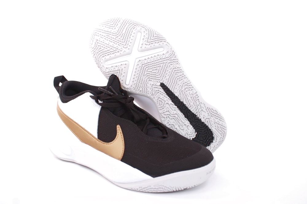 Nike TEAM HUSTELD D10 (GS) Kinder Sneaker schwarz gold S12 CW6735 